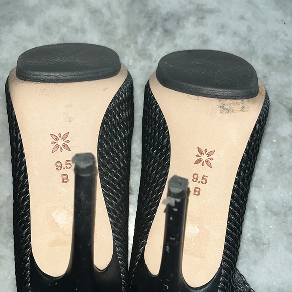 BCBG generation open toe leather stretch bootie - Picture 7 of 10